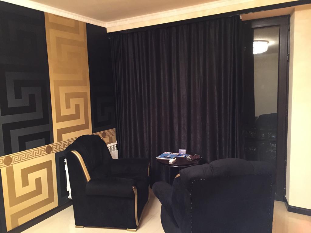 Versace Downtown Jerevan Værelse billede